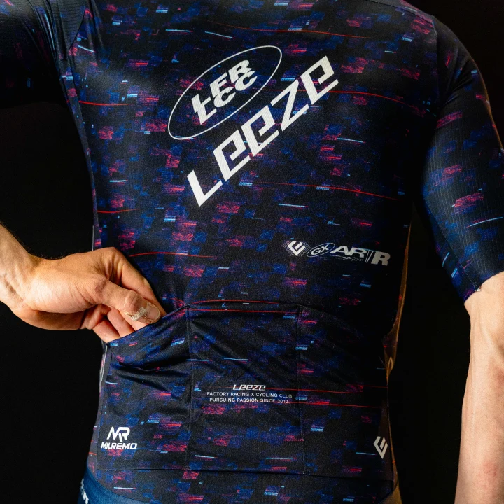 LEEZE Trikot (2026)