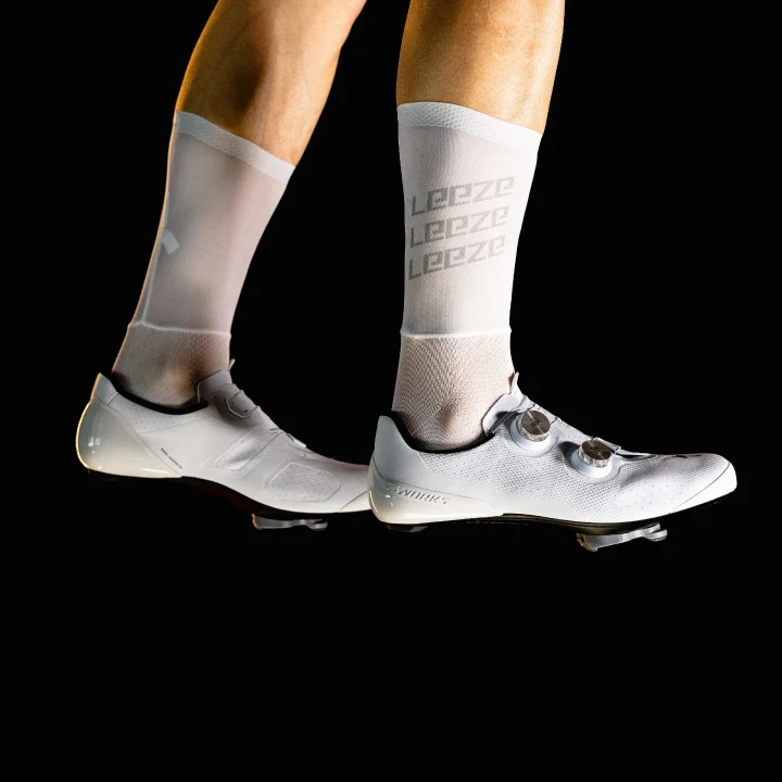 LEEZE Aerosocken (2026)