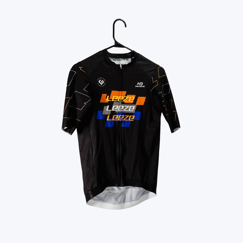 LEEZE Trikot (2025)
