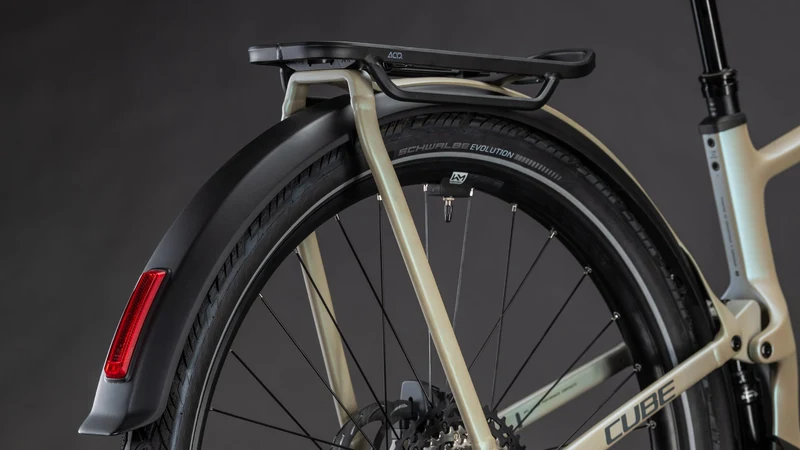 CUBE Kathmandu Hybrid ONE11 HPC SLT 800 glintsand´n´oatgrey