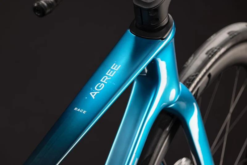 CUBE Agree C:62 Race chromeblue´n´liquidblue