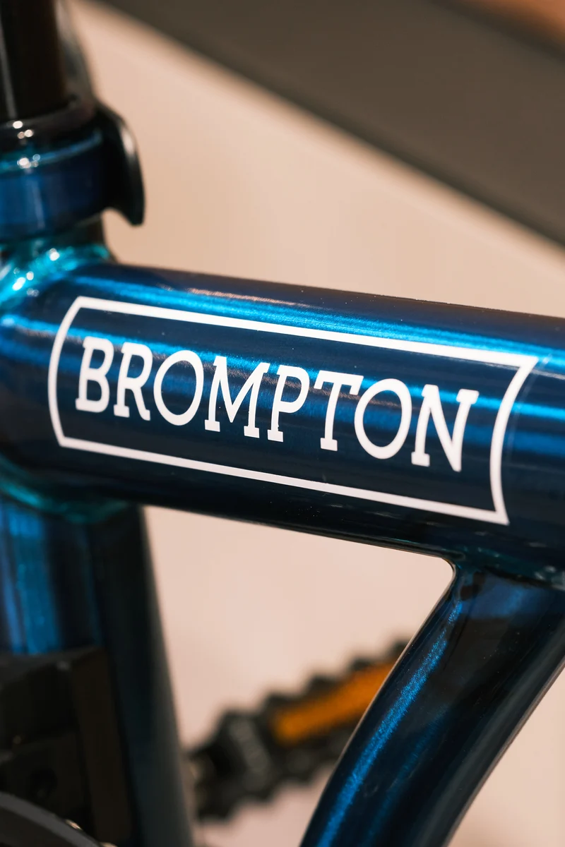 Faltrad Brompton P Line Mid Pacific Lacquer 12-Gang