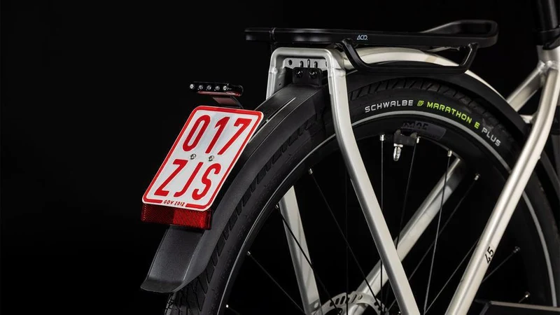 CUBE Kathmandu Hybrid 45 750 grey´n´reflex