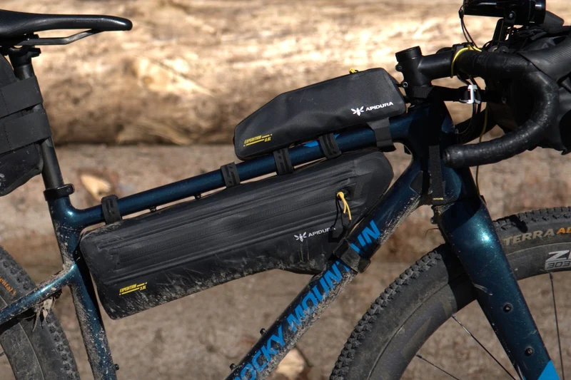 Oberrohrtasche Apidura Expedition Top Tube Pack 0,6L