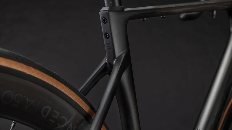CUBE Attain C:62 SLT carbon´n´coalchrome