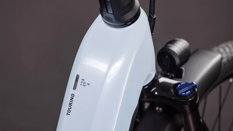 CUBE Touring Hybrid ONE 600 glacier´n´reflex