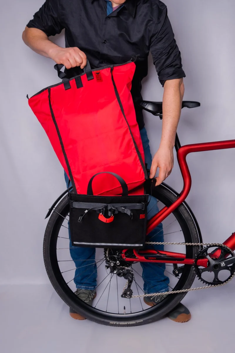 Red Rebane Flex Bag red