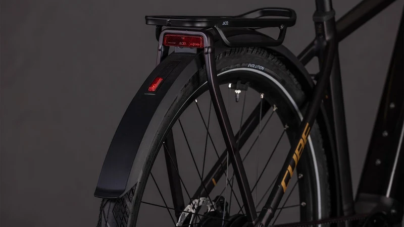 CUBE Kathmandu Hybrid Comfort SLX 800 solareclipse´n´gold
