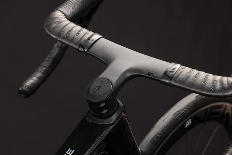 CUBE Agree C:62 SLT AXS blackpearl´n´switchwhite
