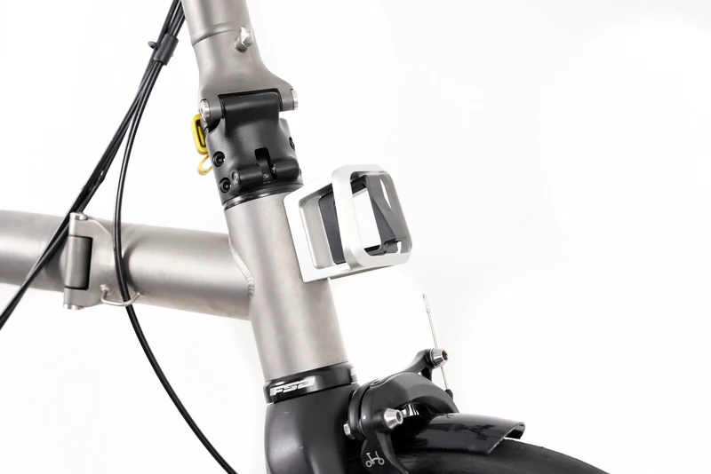 Brompton ColourLab Forged Front Carrier Block Silber