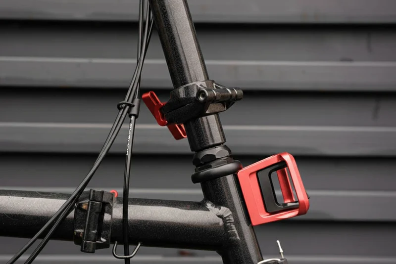 Brompton ColourLab Forged Front Carrier Block Rot