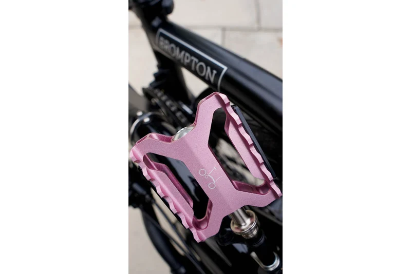 Brompton ColourLab Superlight Quick Release Pedals Pink