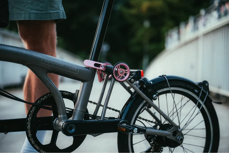 Brompton ColourLab Touchpoints Pink T Line