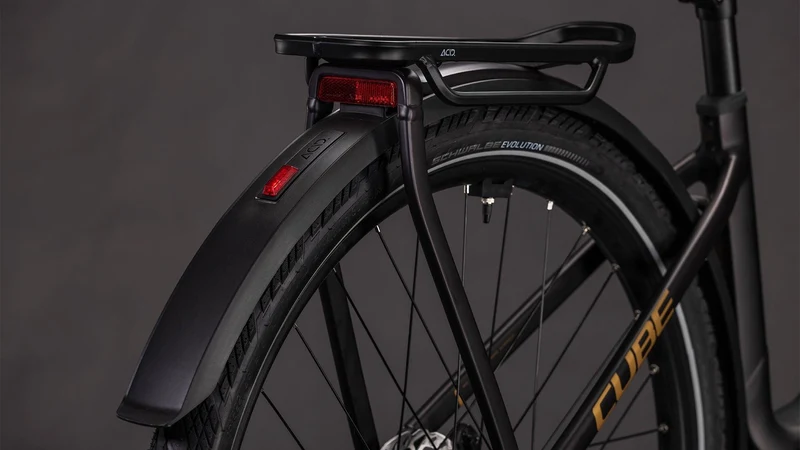CUBE Kathmandu Hybrid Comfort SLX 800 solareclipse´n´gold