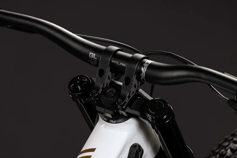 CUBE TWO15 Race powdergold´n´black