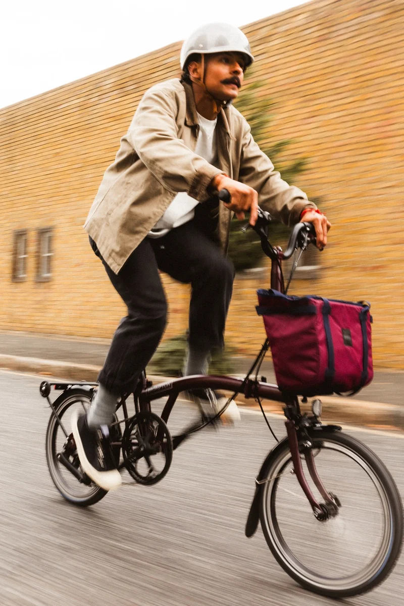 Tasche Brompton Basket Small Black
