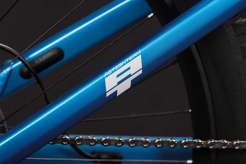 CUBE Stereo Hybrid ONE77 HPC AT 800 actionteam
