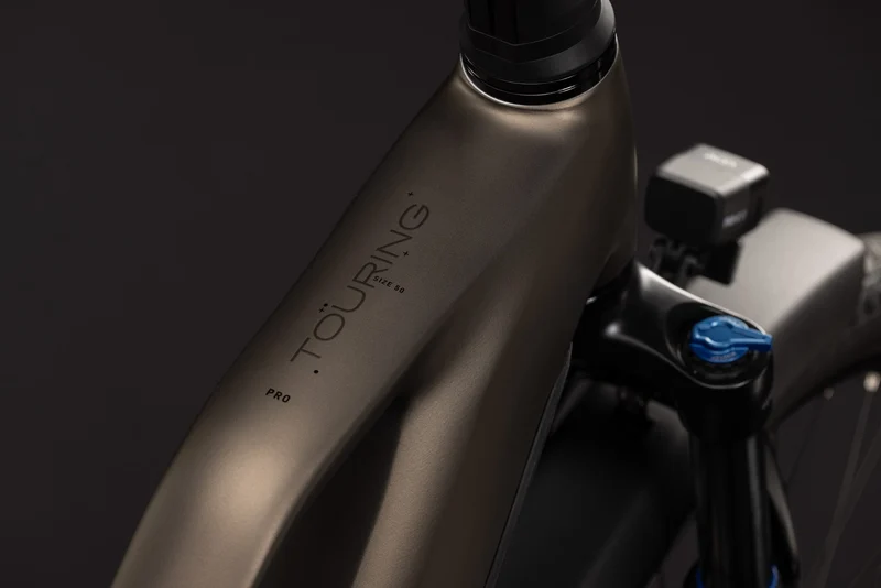 CUBE Touring Hybrid Pro 800 metallicumbra´n´black