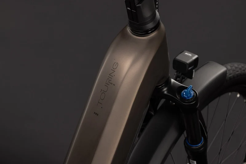 CUBE Touring Hybrid Pro 800 metallicumbra´n´black