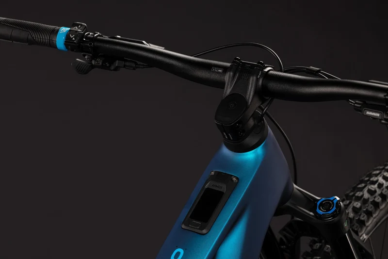 CUBE Stereo Hybrid ONE44 HPC EXC 800 nebula´n´blue