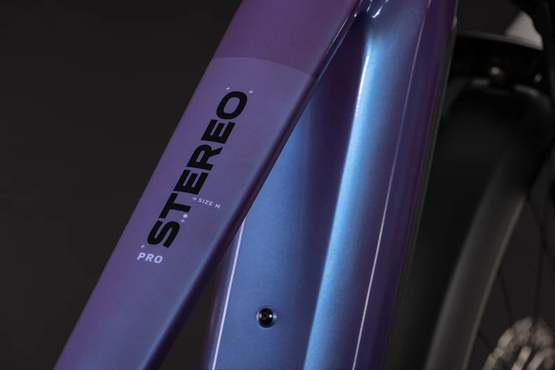 CUBE Stereo Hybrid ONE44 Pro 800 FE blueiris´n´purple