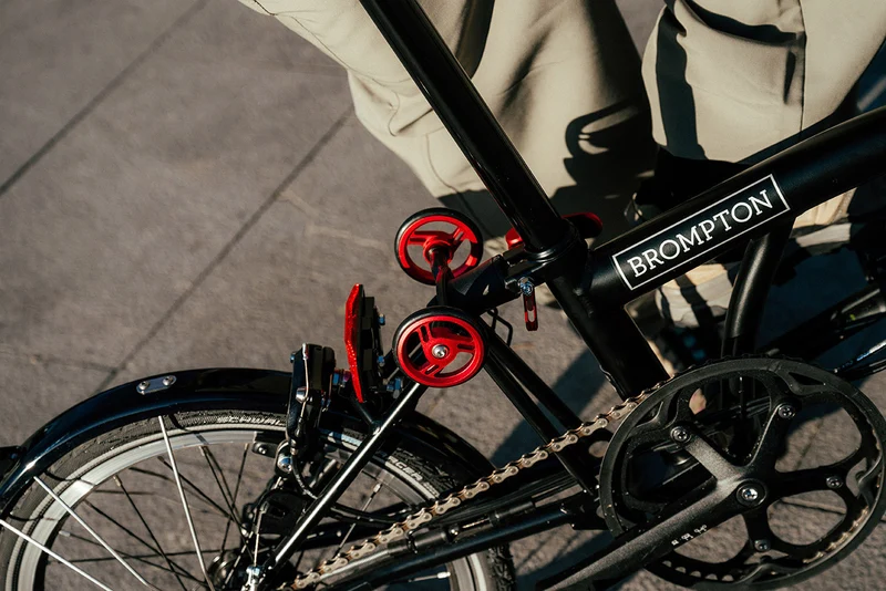 Brompton ColourLab Touchpoints Rot