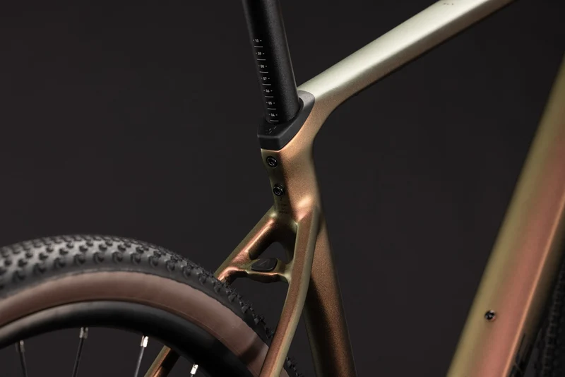 CUBE Nuroad SLX autumn´n´black