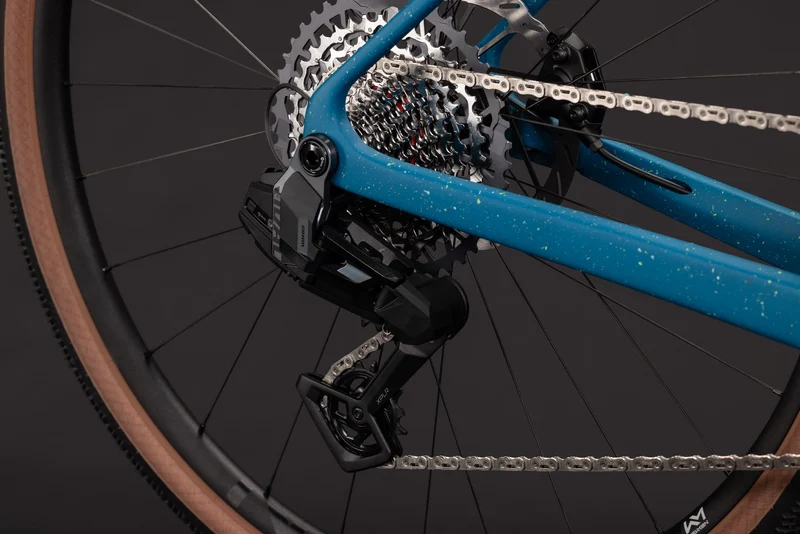 CUBE Nuroad Hybrid C:62 EXC 400X tropicalteal´n´black