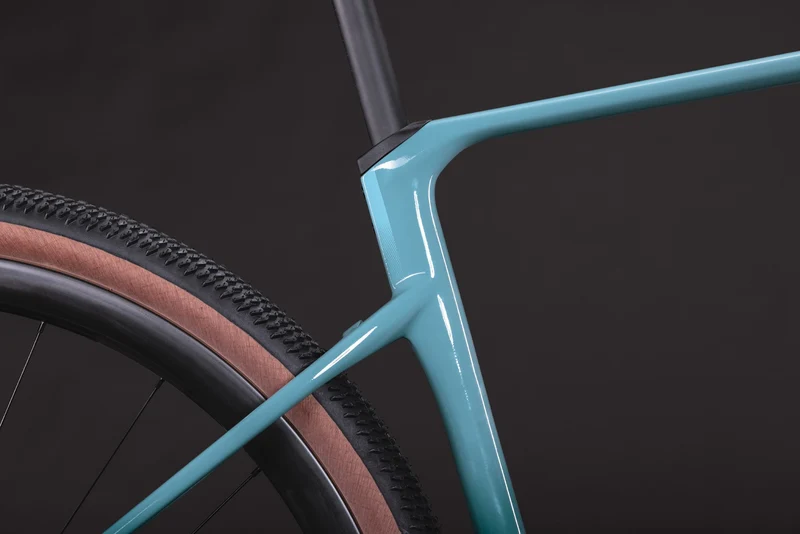 CUBE Nuroad C:62 EX surfblue´n´black