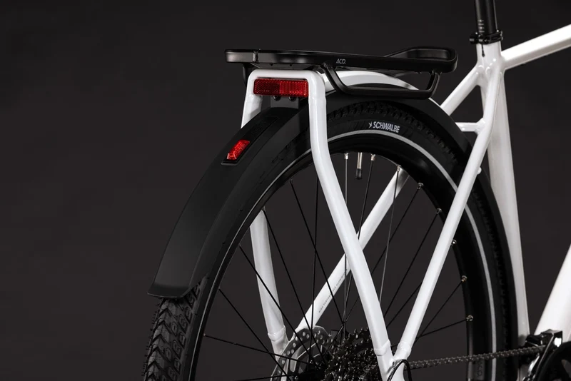 CUBE Kathmandu Pro metallicwhite´n´chrome