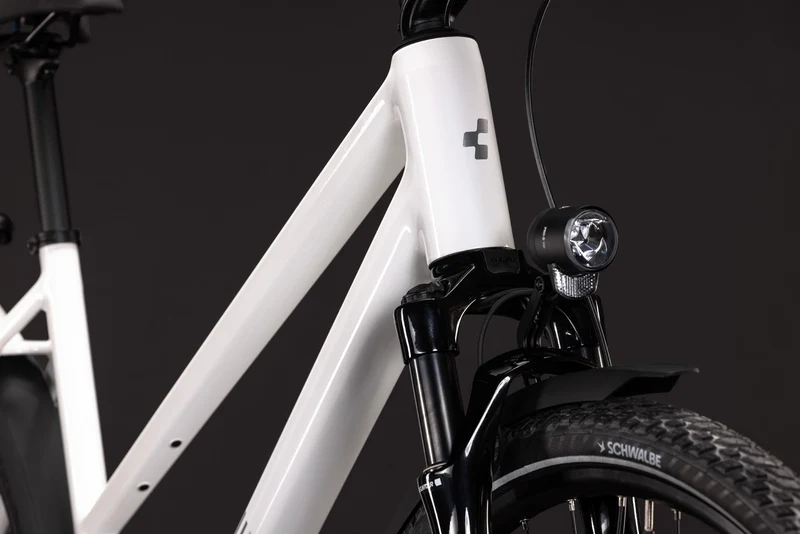 CUBE Kathmandu Pro metallicwhite´n´chrome