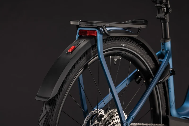 CUBE Kathmandu Hybrid SLX 800 nebula´n´prizm