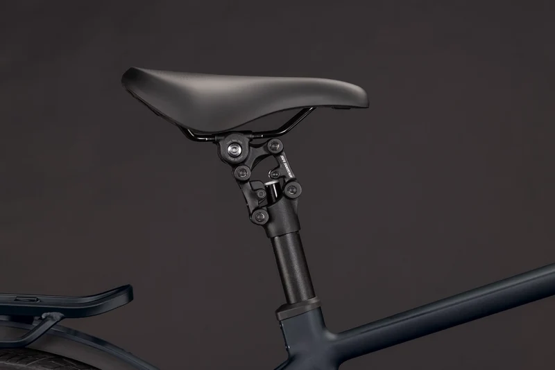 CUBE Kathmandu Hybrid Pro 800 coal´n´black