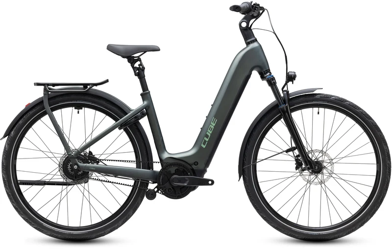 CUBE Kathmandu Hybrid Deluxe Pro 800 blackforest´n´chrome