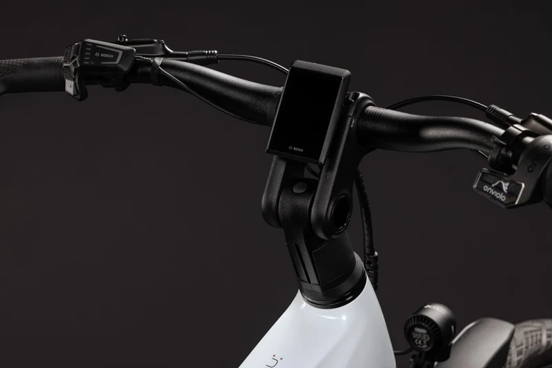 CUBE Kathmandu Hybrid Deluxe Pro 800 metallicwhite´n´chrome