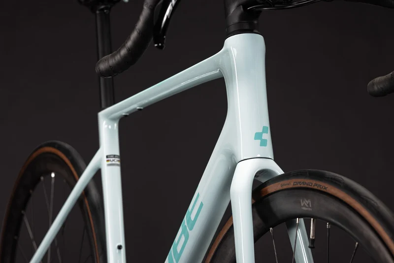 CUBE Attain C:62 Race frostymint´n´mint