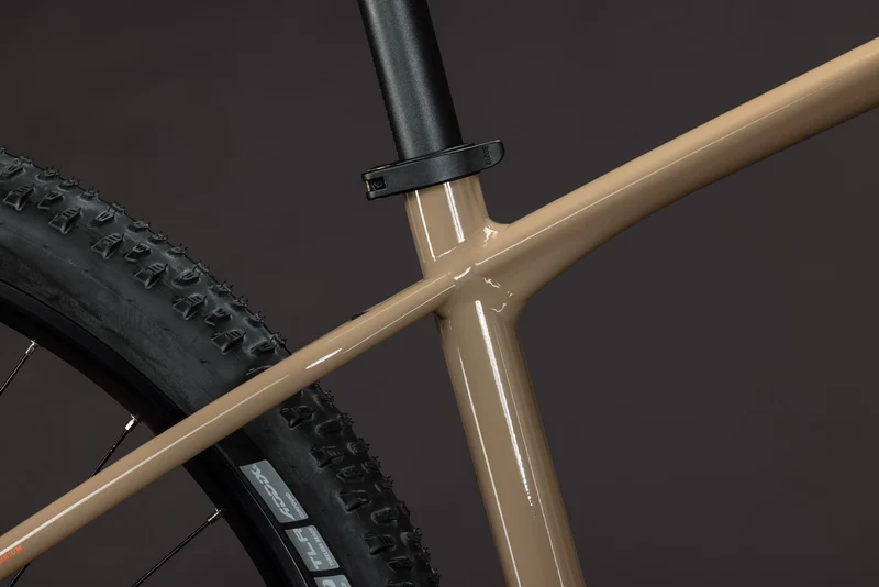 CUBE Aim SLT cappuccino´n´black
