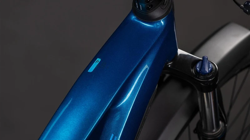 CUBE Reaction Hybrid Performance 600 FE electricblue´n´dazzle