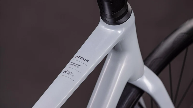 CUBE Attain Race foggrey ´n´ shift