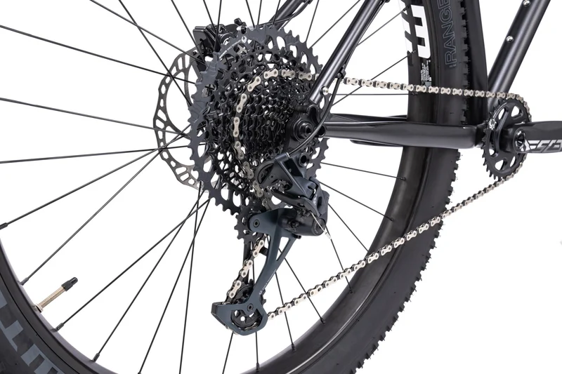 Gravelbike Bombtrack Beyond+ ADV Matt Black