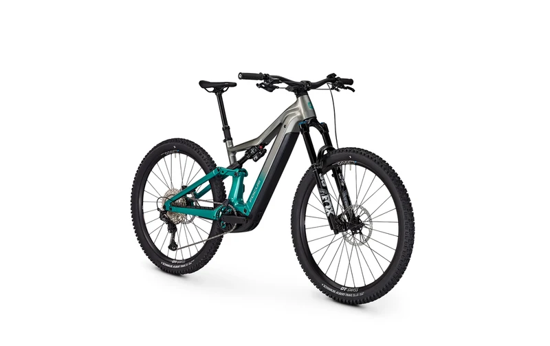 Focus JAM² 6.9 600 Nepalsilver / Emeraldgreen 2026