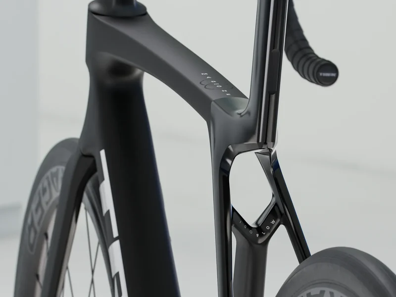 Trek Madone SL 6 AXS Gen 8 Matte Dark Web