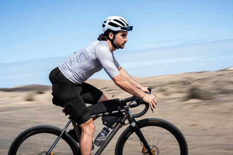 Apidura Racing Long Top Tube Pack 2L