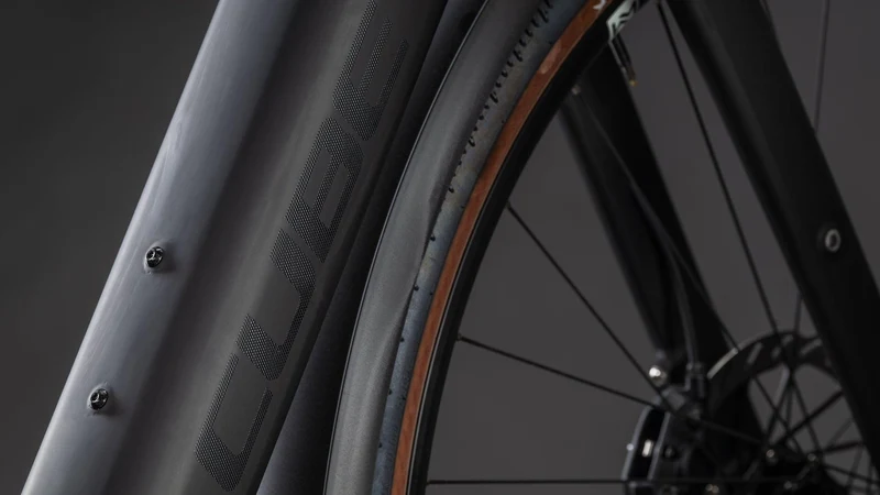CUBE Nuroad Hybrid C:62 EXC 400X FE blackline