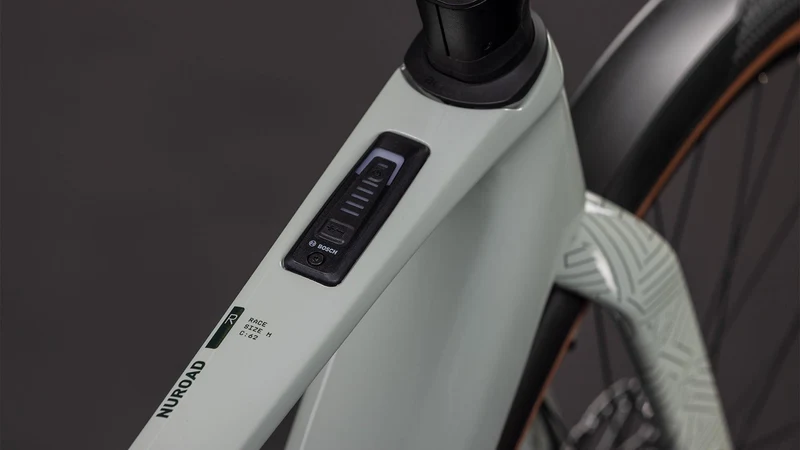 CUBE Nuroad Hybrid C:62 Race 400X FE reedbeige´n´black