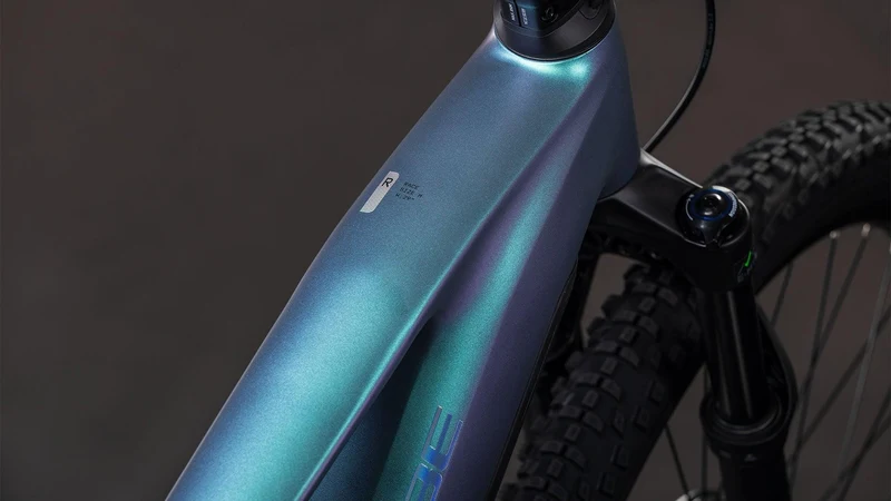 CUBE Reaction Hybrid Race 800 polarlight´n´prism