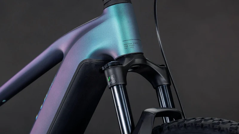 CUBE Reaction Hybrid Race 800 polarlight´n´prism