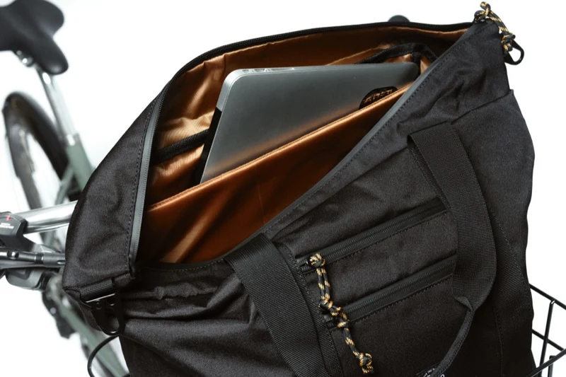 Pelago Totepack Black