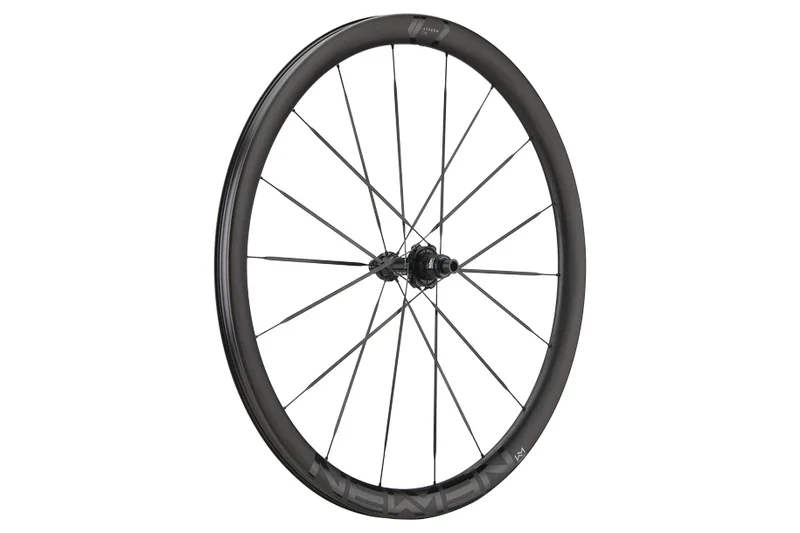 Newmen Laufrad Streem C.38 VONOA 622 FADE R 12x142 SH