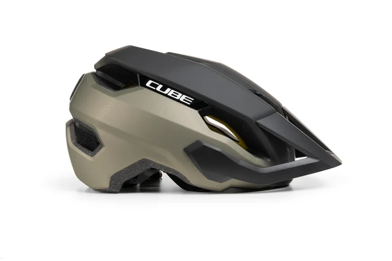 Cube Helm STRAY TM